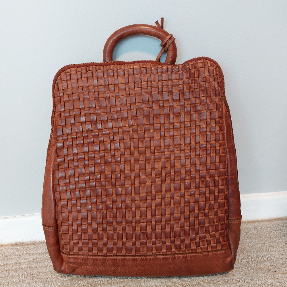 NEW Vilenca Holland Cognac Tan Woven Leather Zip Dome Backpack Bag